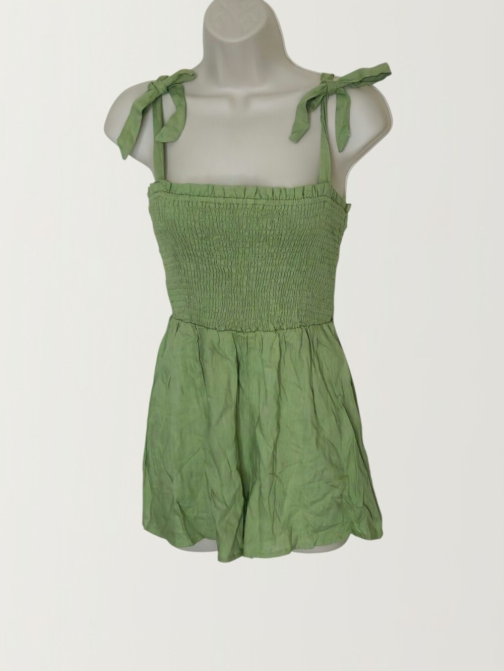 Missguided Women's Green Tie-Shoulder Smocked Romper Size S